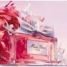 DIOR MISS DIOR PARFUM Notes fleuries, fruitées et boisées intenses